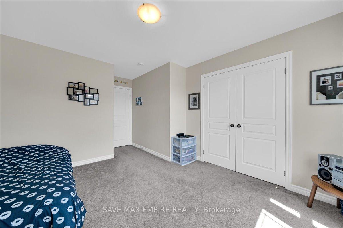 Photo 26 of 235 Fellowes Crescent, Hamilton, Waterdown — HOMEH