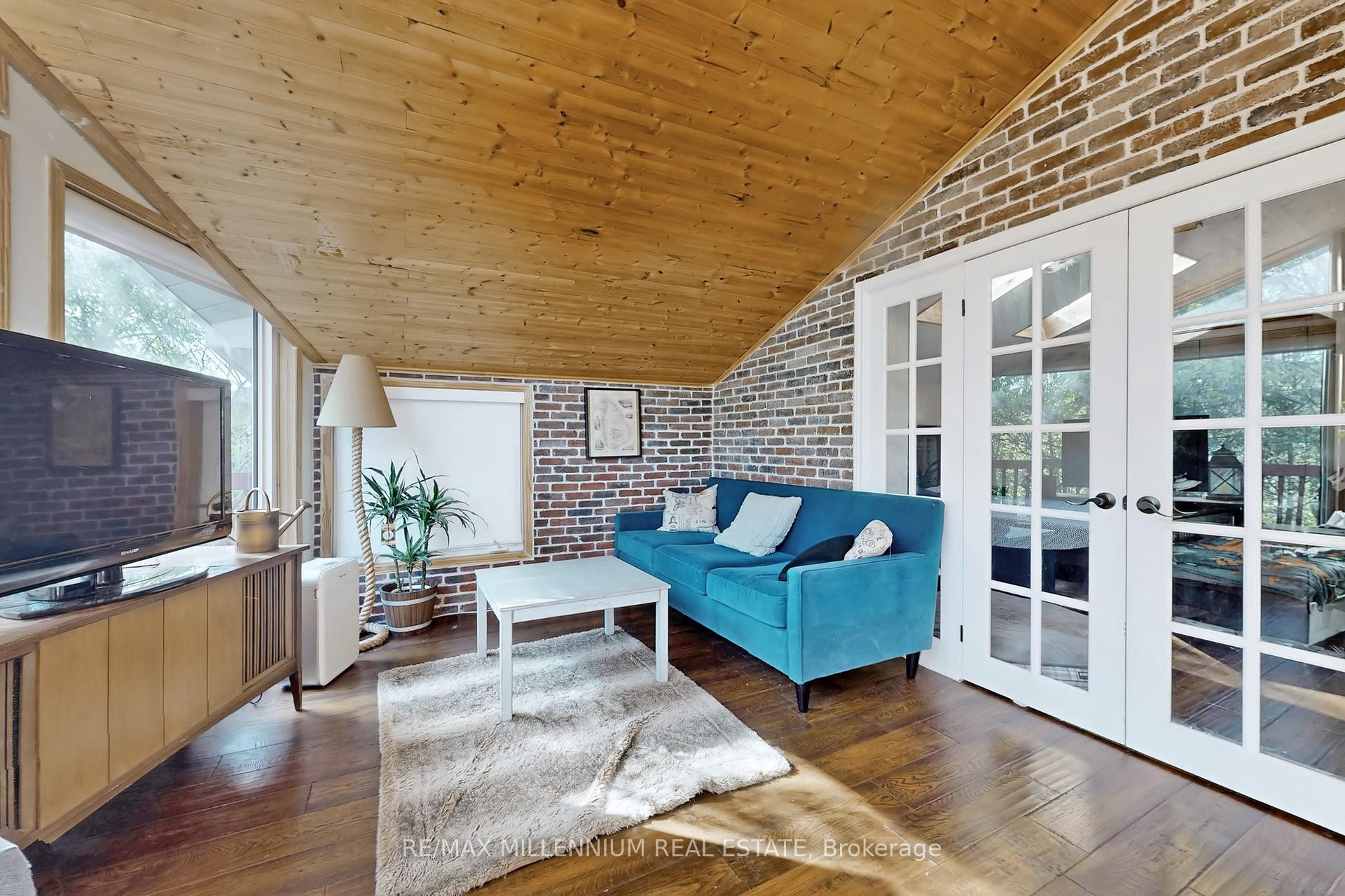 Photo 9 of 38 Northfield Road, Scarborough, Woburn — HOMEH