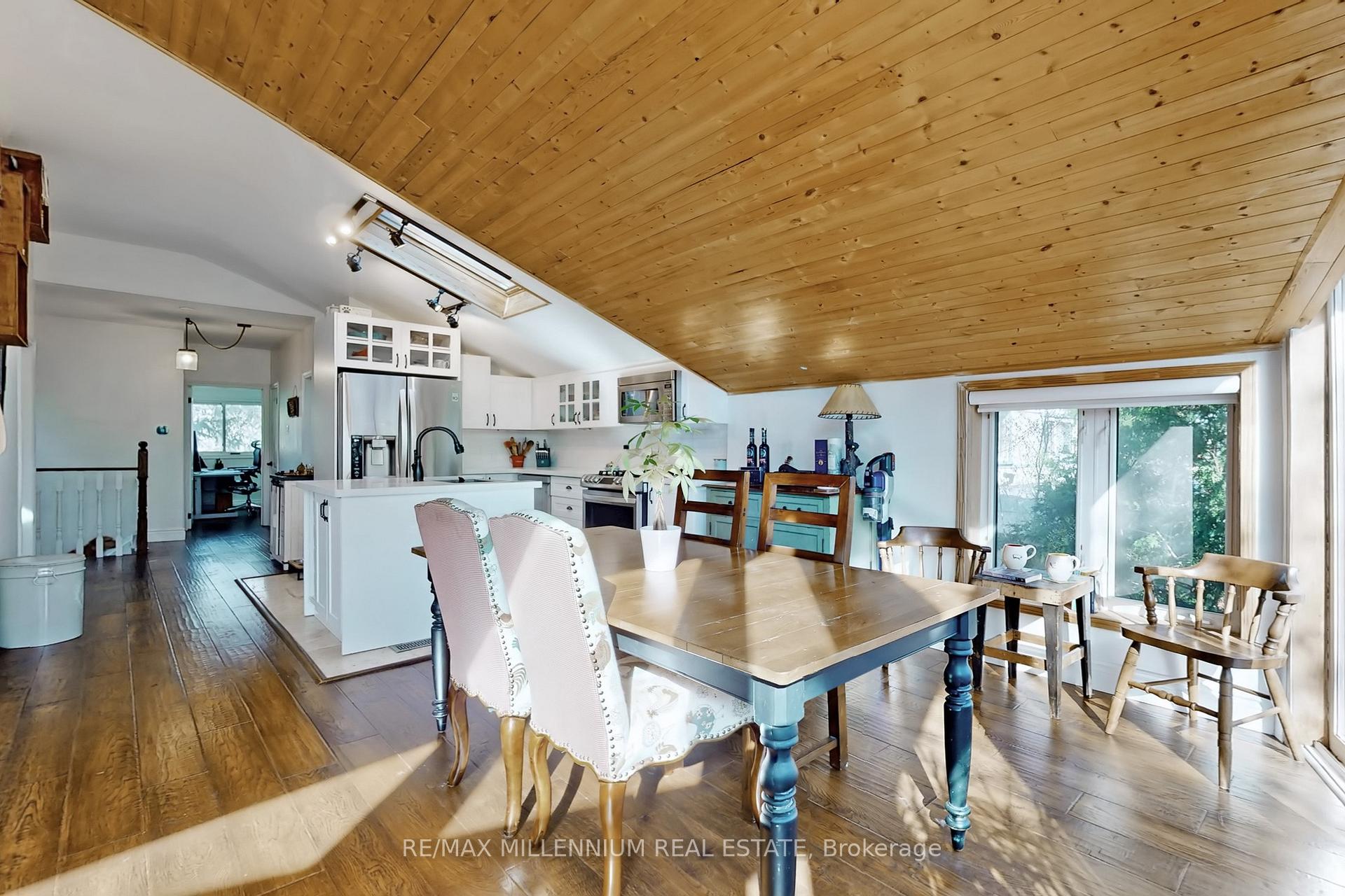 Photo 5 of 38 Northfield Road, Scarborough, Woburn — HOMEH
