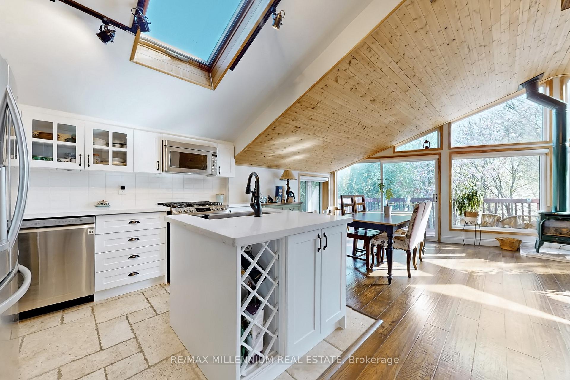 Photo 2 of 38 Northfield Road, Scarborough, Woburn — HOMEH
