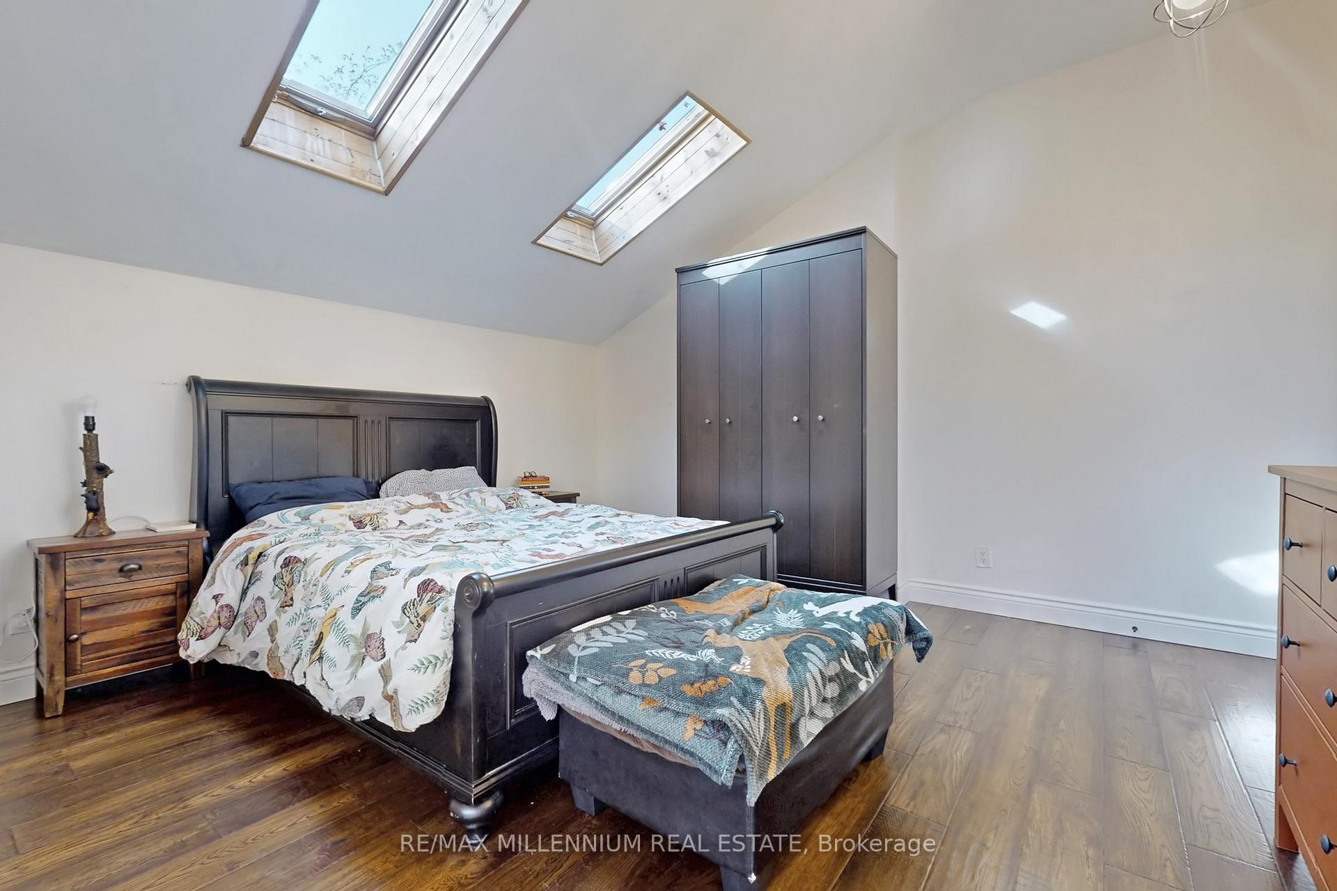Photo 15 of 38 Northfield Road, Scarborough, Woburn — HOMEH
