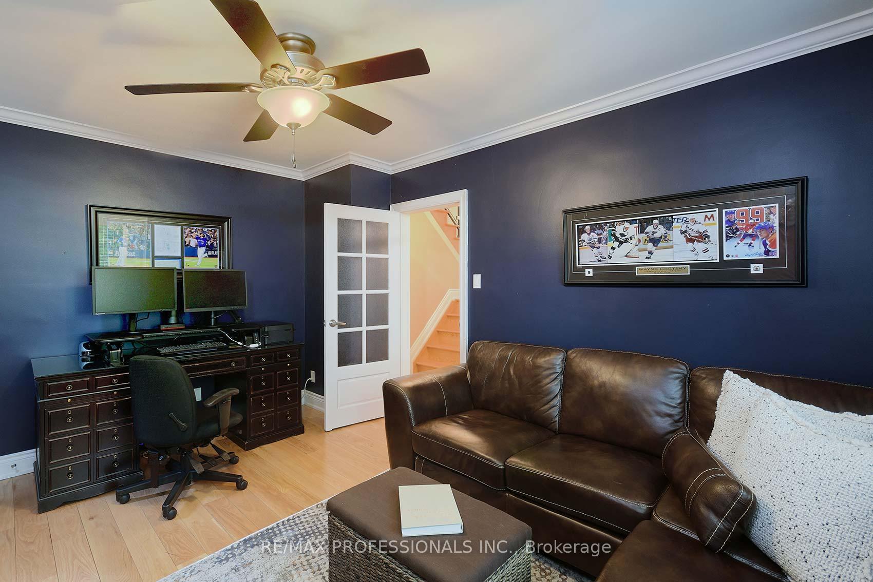 Photo 20 of 6 Laurelwood Crescent, Etobicoke, Kingsview Village-The Westway — HOMEH
