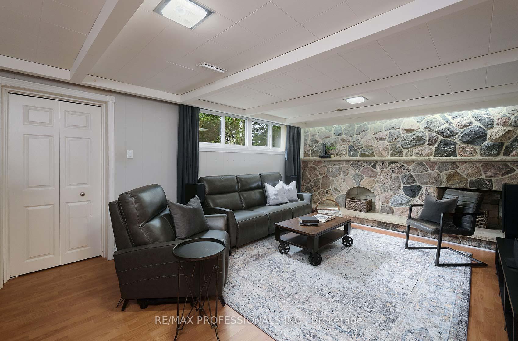 Photo 24 of 6 Laurelwood Crescent, Etobicoke, Kingsview Village-The Westway — HOMEH