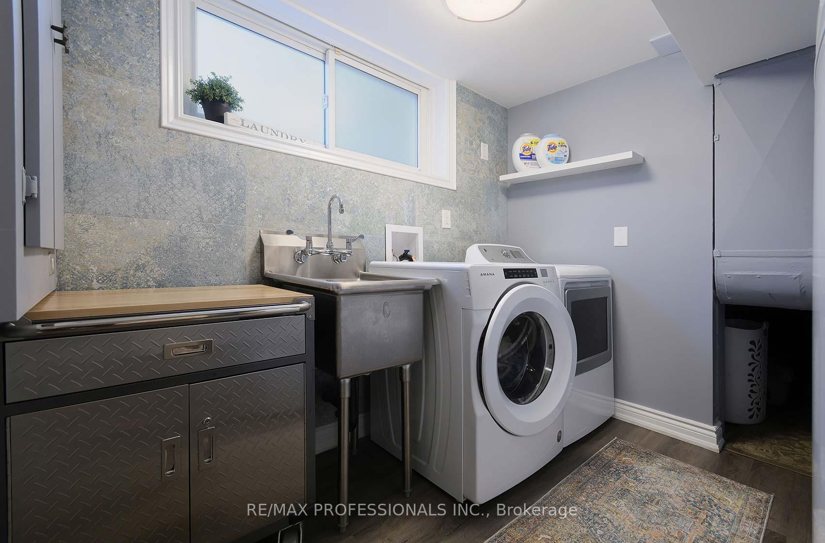 Photo 27 of 6 Laurelwood Crescent, Etobicoke, Kingsview Village-The Westway — HOMEH