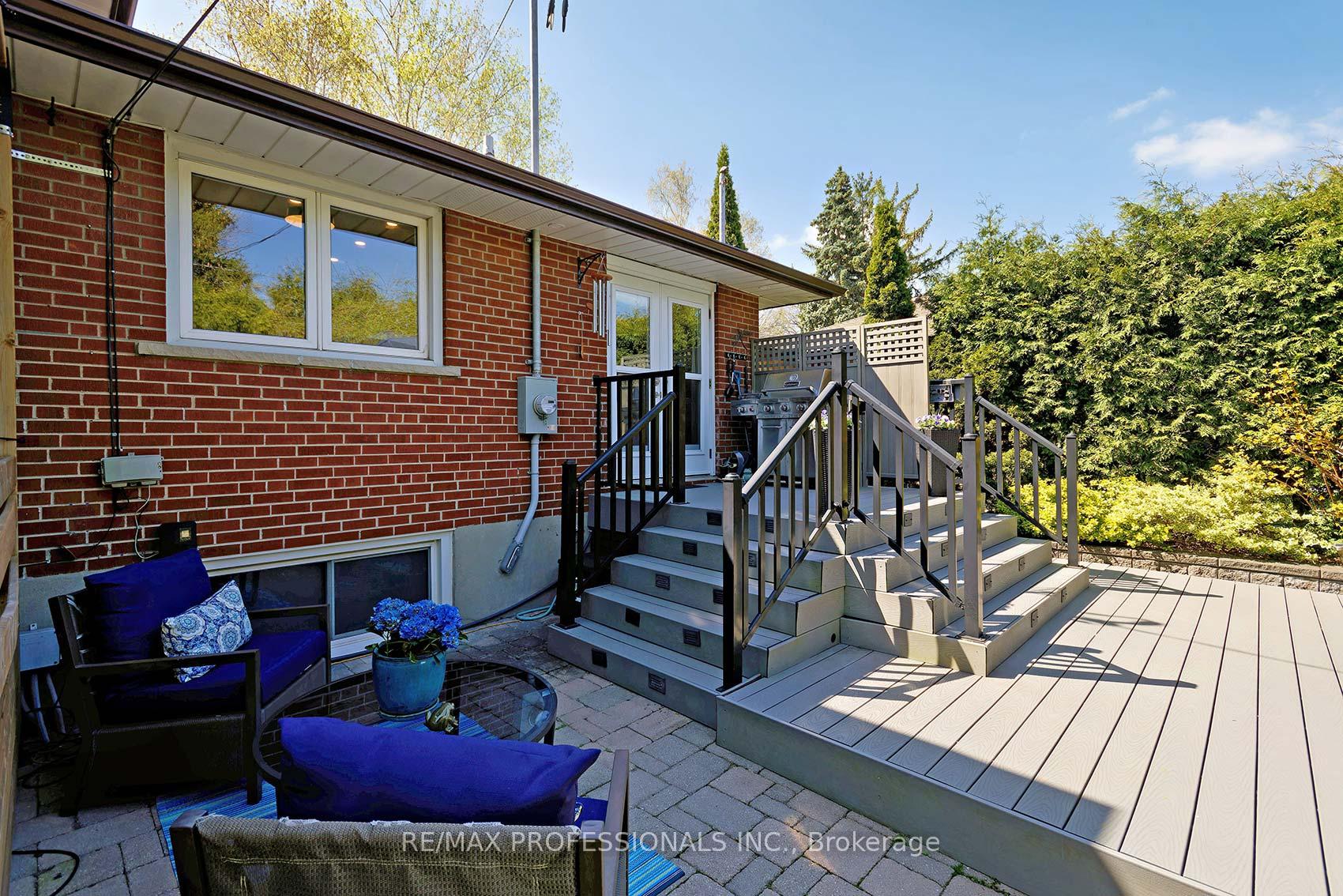Photo 30 of 6 Laurelwood Crescent, Etobicoke, Kingsview Village-The Westway — HOMEH