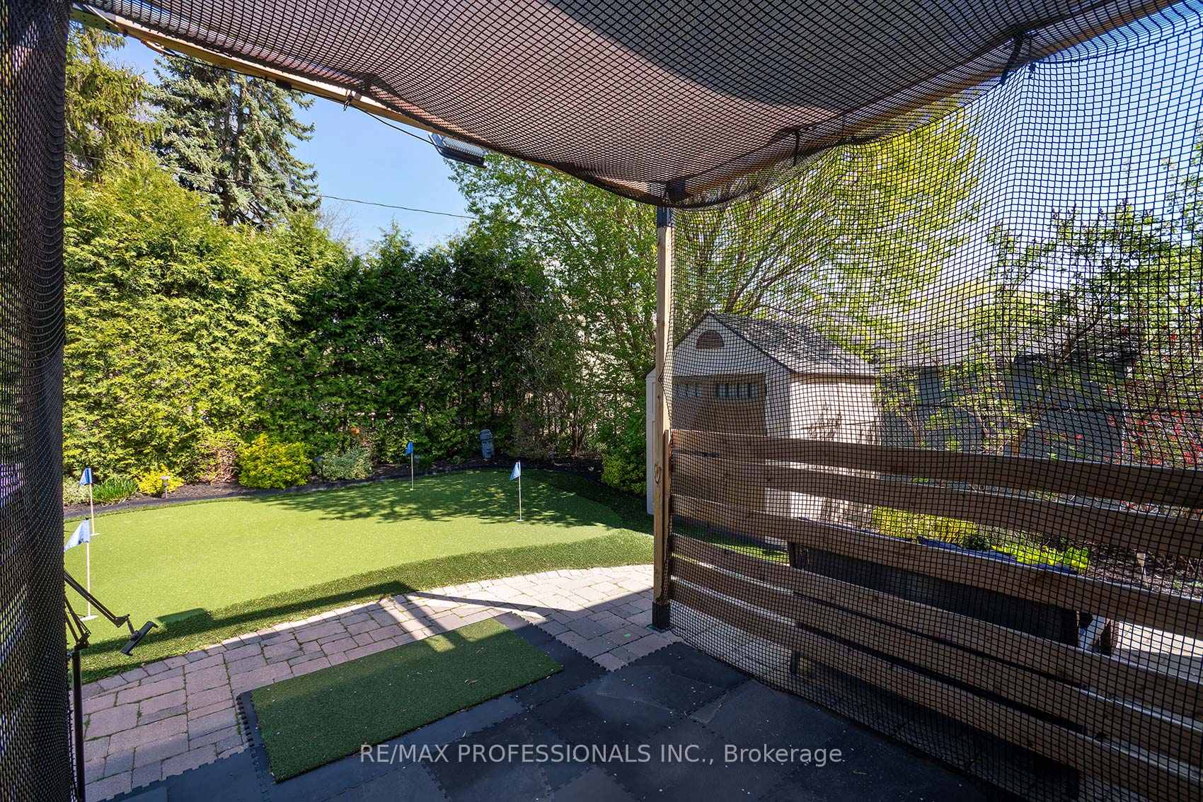 Photo 34 of 6 Laurelwood Crescent, Etobicoke, Kingsview Village-The Westway — HOMEH