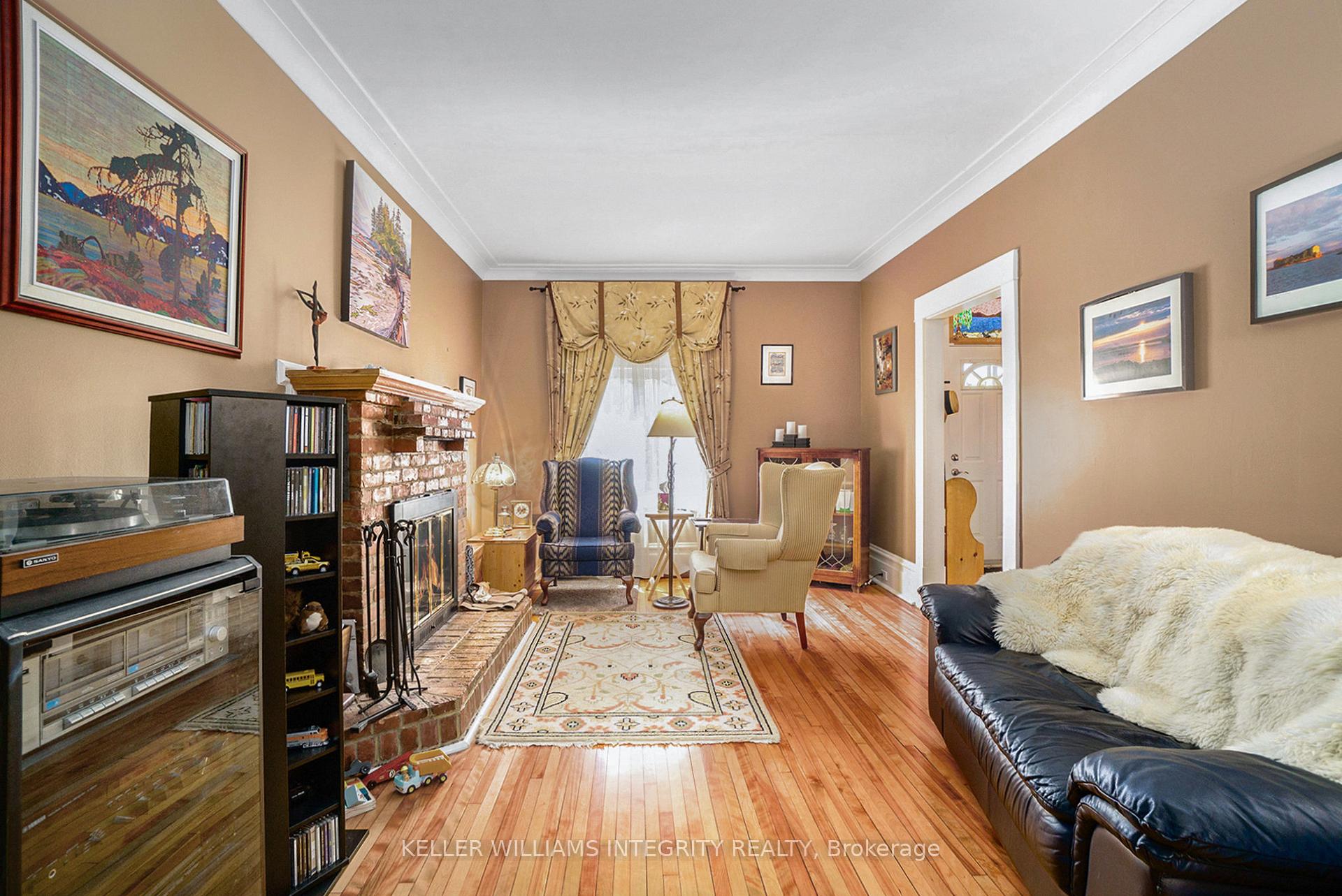 Photo 3 of 171 Irving Avenue, Ottawa, Hintonburg — HOMEH