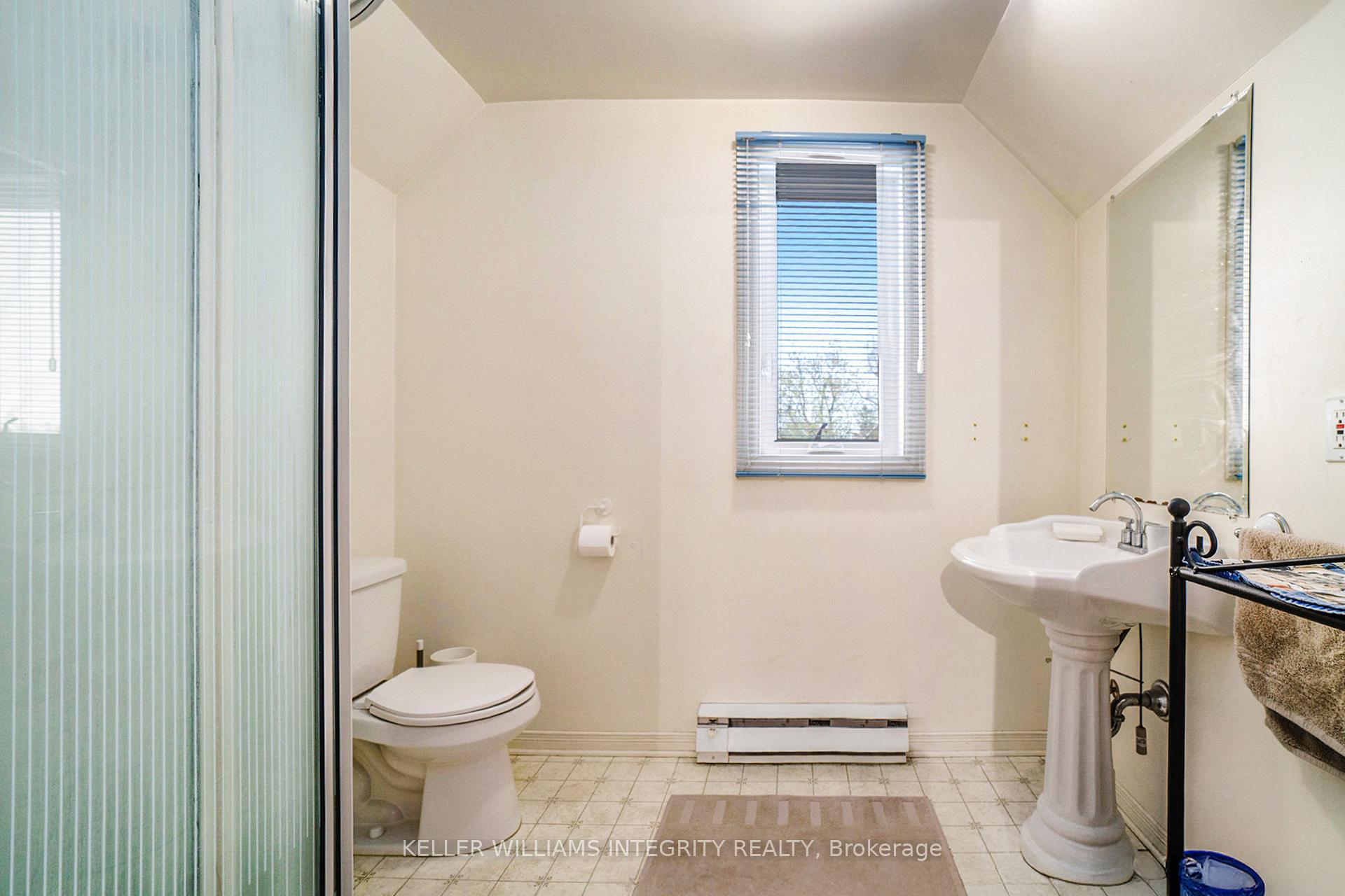 Photo 20 of 171 Irving Avenue, Ottawa, Hintonburg — HOMEH