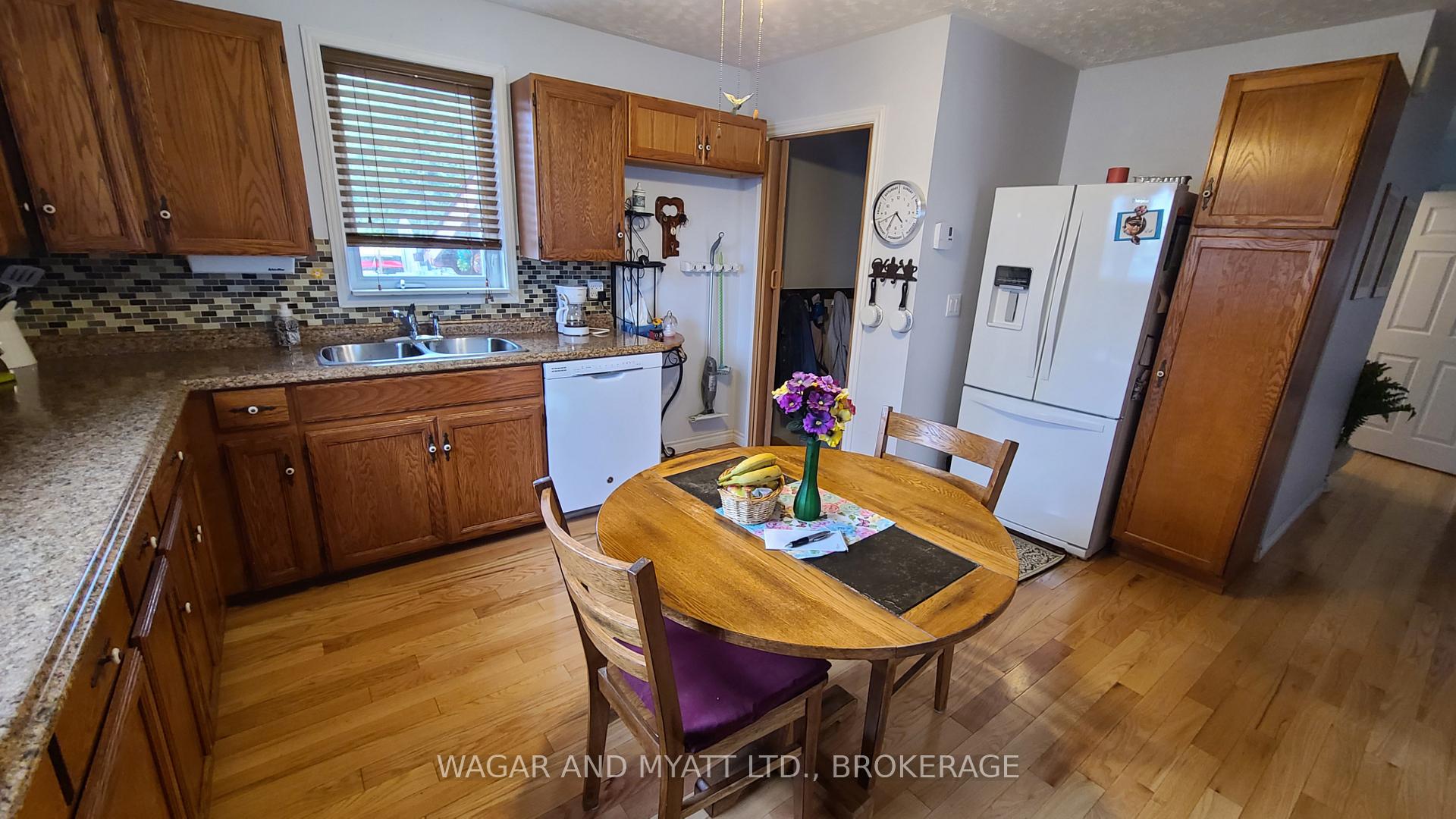 Photo 15 of 184 Brant Street, Deseronto, Deseronto (Town) — HOMEH