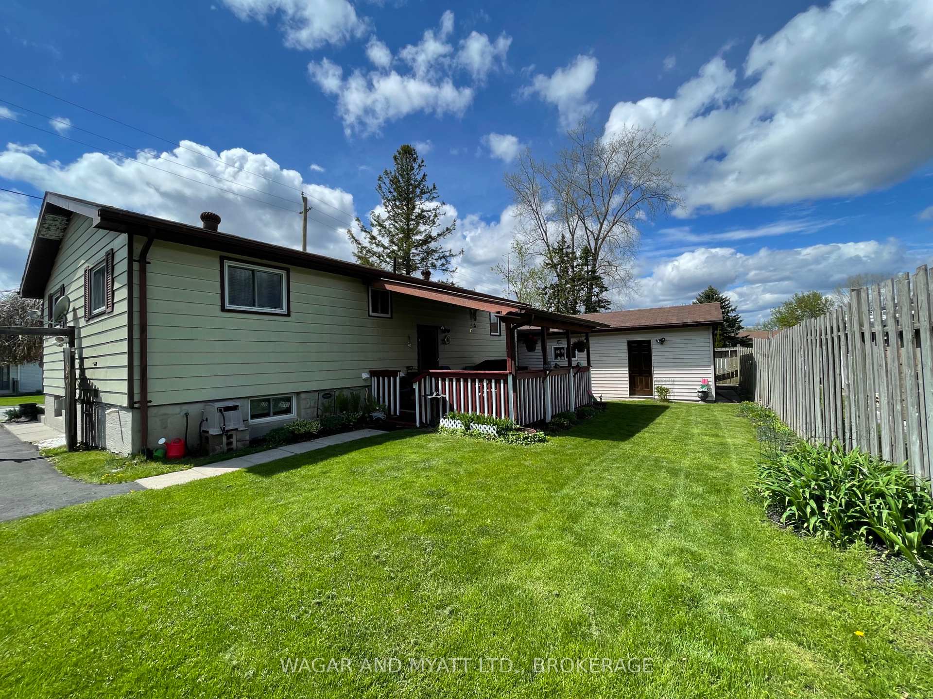Photo 21 of 184 Brant Street, Deseronto, Deseronto (Town) — HOMEH