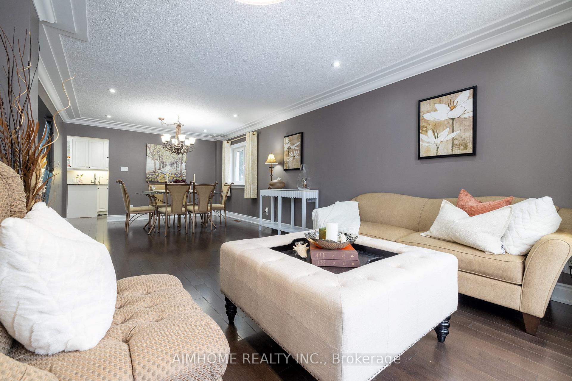 Photo 17 of 83 Emmeloord Crescent, Markham, Unionville — HOMEH