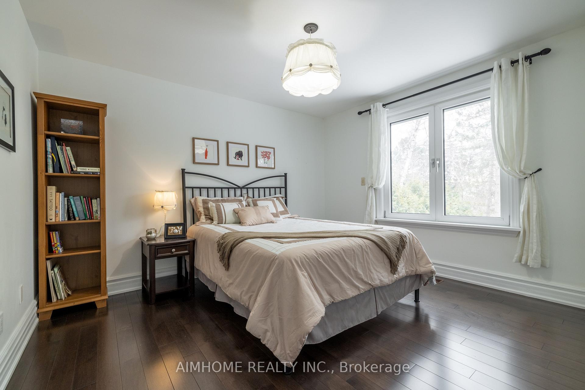 Photo 22 of 83 Emmeloord Crescent, Markham, Unionville — HOMEH