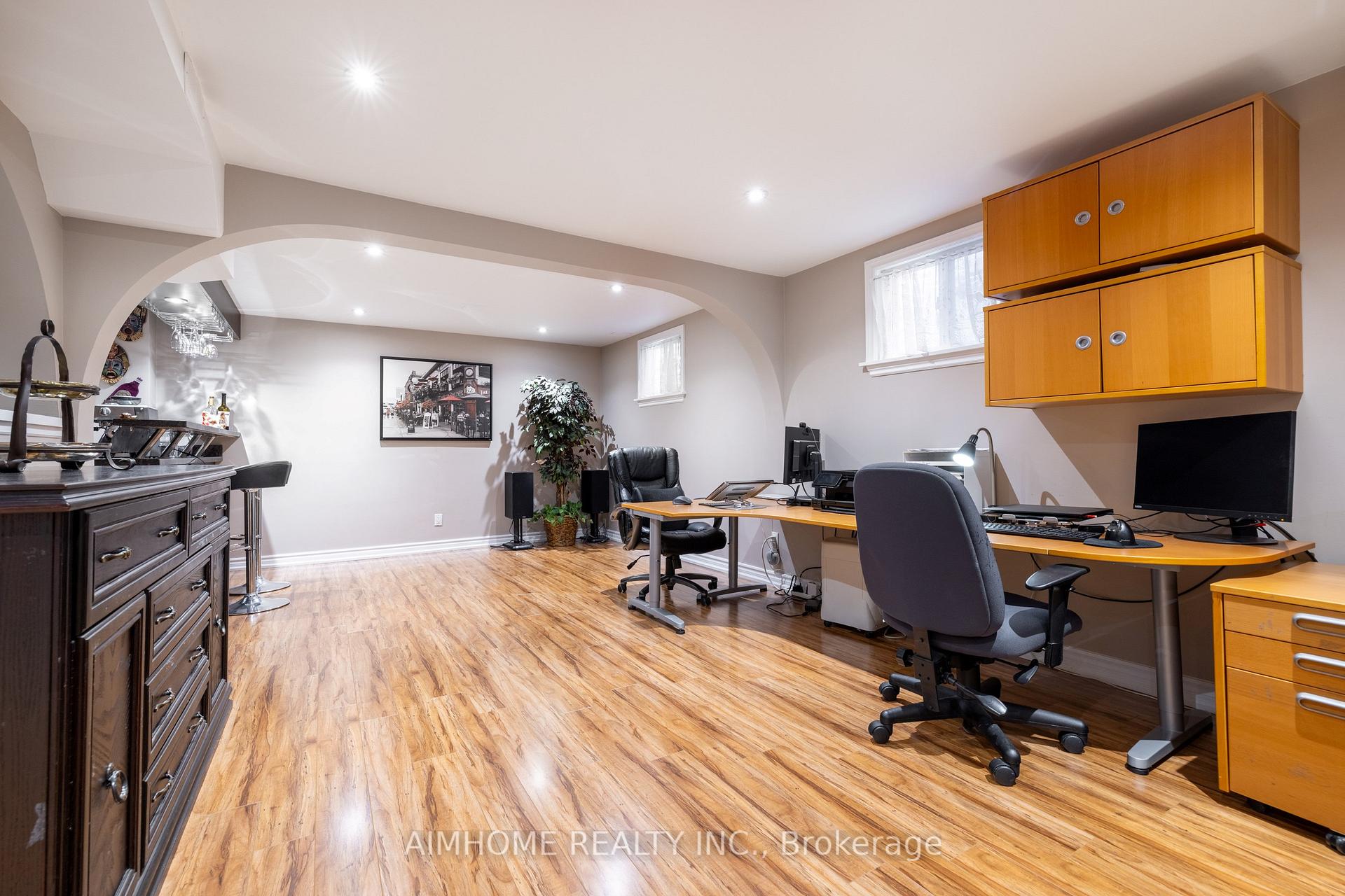 Photo 13 of 83 Emmeloord Crescent, Markham, Unionville — HOMEH