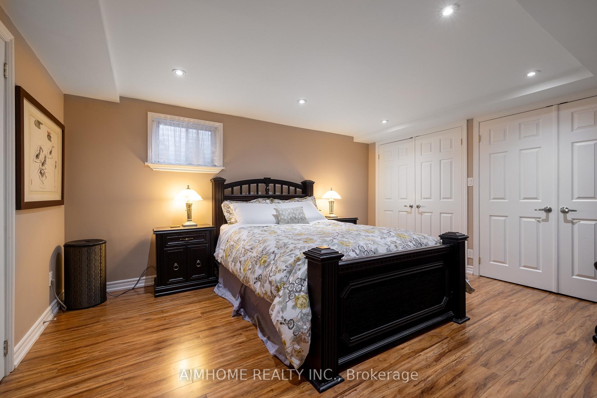 Photo 31 of 83 Emmeloord Crescent, Markham, Unionville — HOMEH