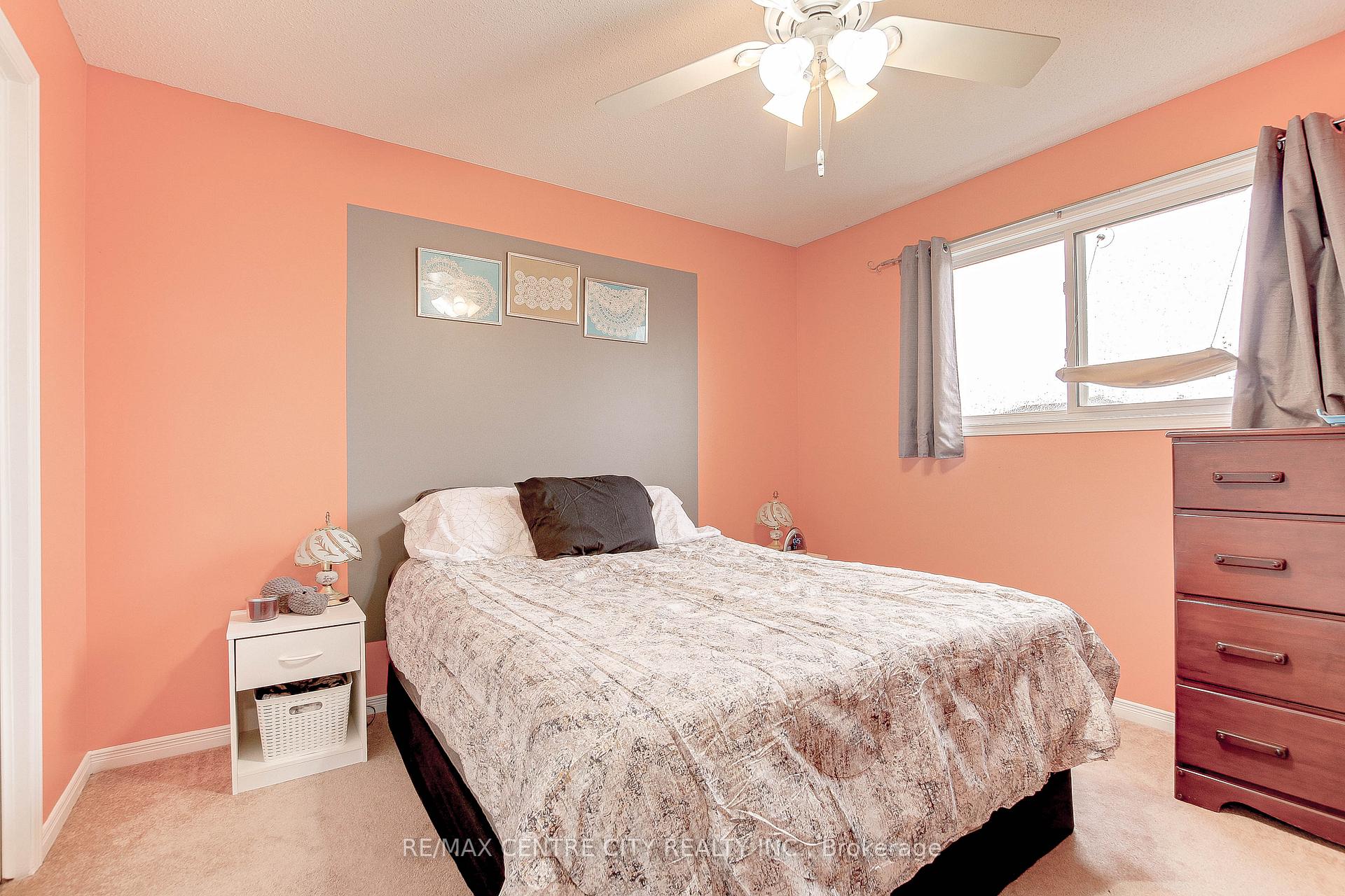 Photo 16 of 27 Cook Crescent, St. Thomas — HOMEH