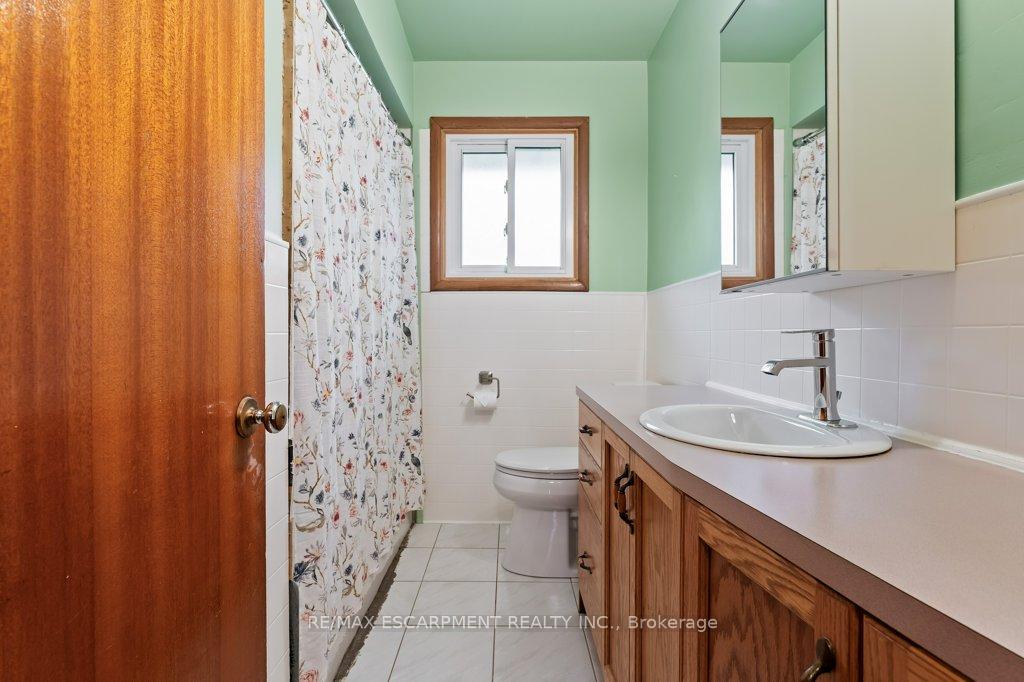 Photo 16 of 4386 Jackson Street, Lincoln, Beamsville — HOMEH