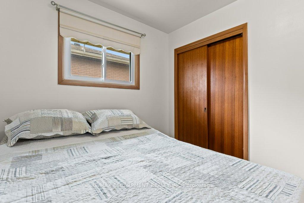 Photo 18 of 4386 Jackson Street, Lincoln, Beamsville — HOMEH