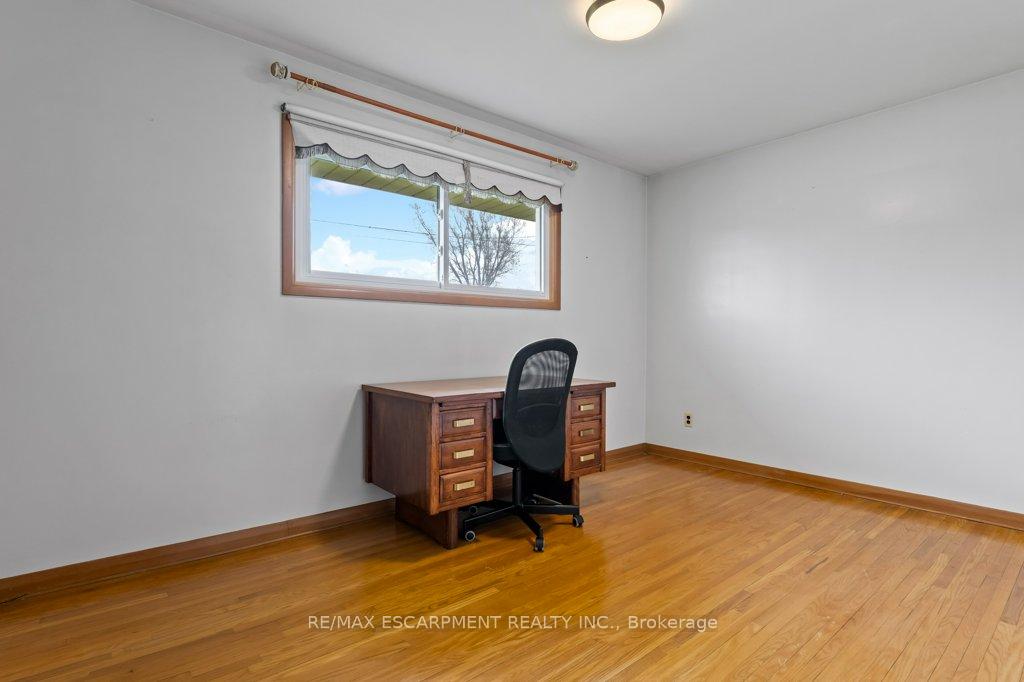 Photo 17 of 4386 Jackson Street, Lincoln, Beamsville — HOMEH