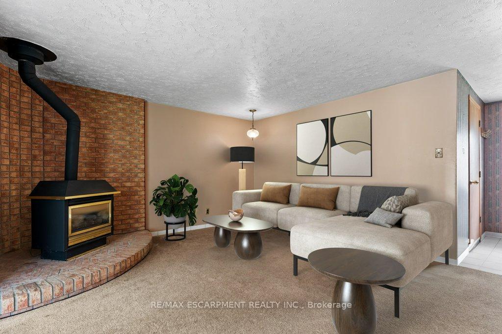 Photo 22 of 4386 Jackson Street, Lincoln, Beamsville — HOMEH