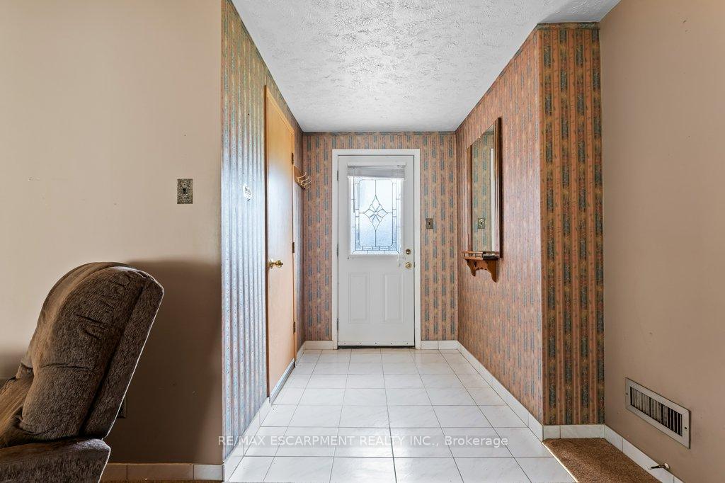 Photo 30 of 4386 Jackson Street, Lincoln, Beamsville — HOMEH