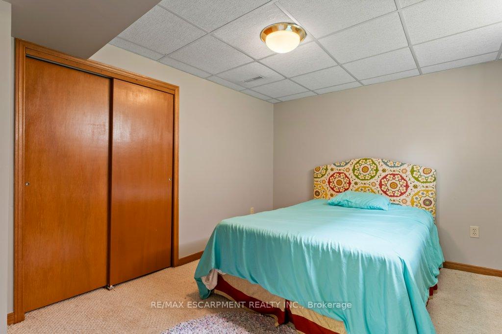 Photo 35 of 4386 Jackson Street, Lincoln, Beamsville — HOMEH