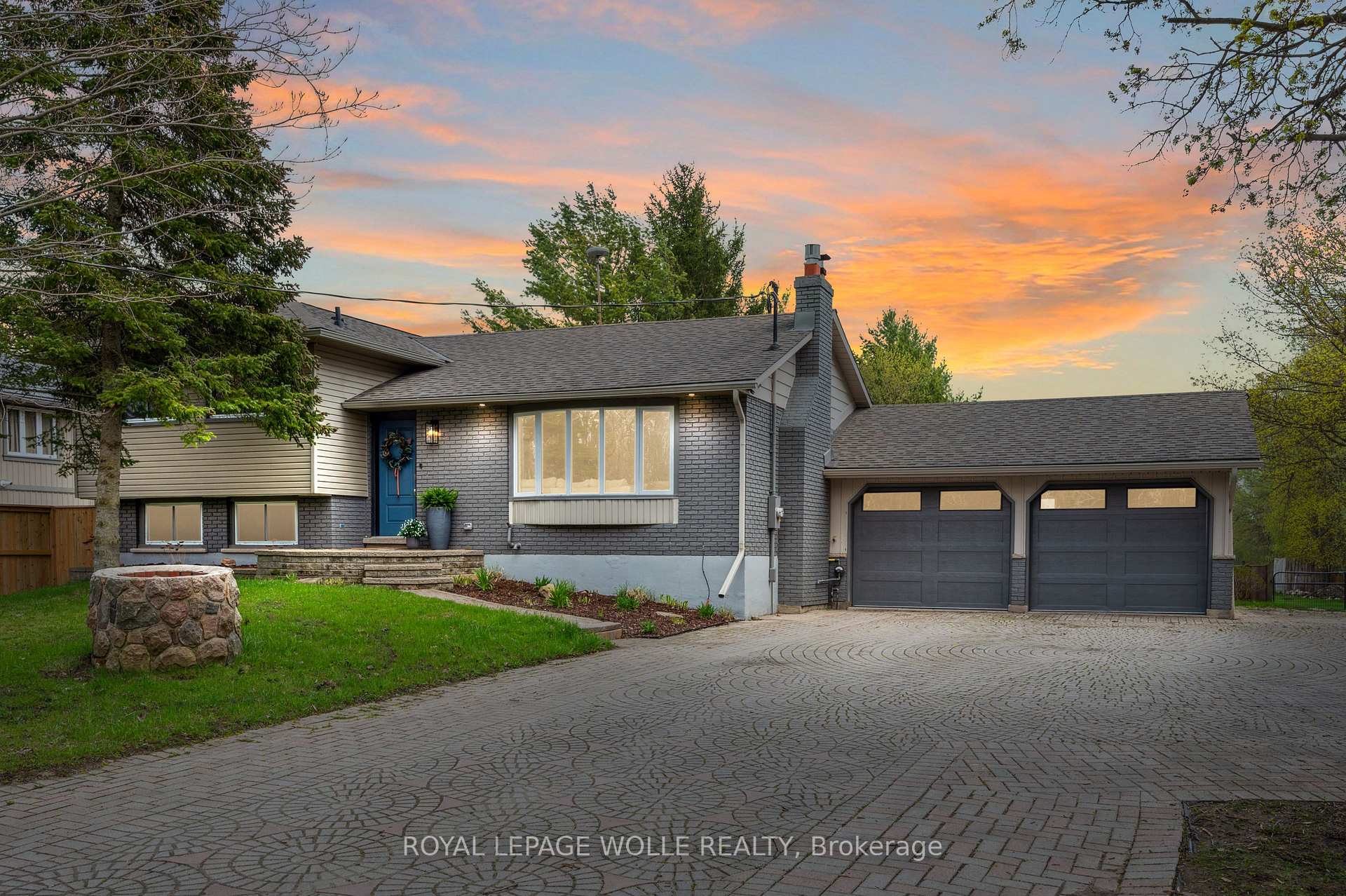 Photo 1 of 7481 Eighth Line, Guelph/Eramosa, Rural Guelph/Eramosa West — HOMEH