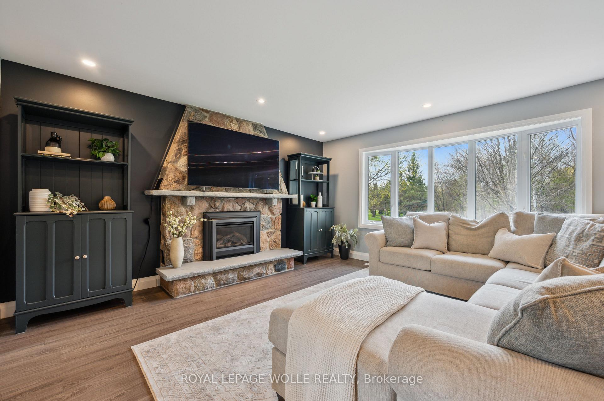 Photo 5 of 7481 Eighth Line, Guelph/Eramosa, Rural Guelph/Eramosa West — HOMEH