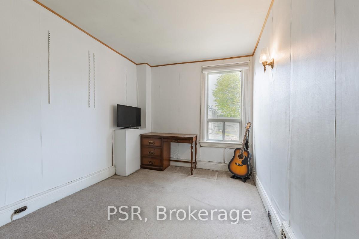 Photo 21 of 212 Brock Avenue, Toronto, Little Portugal — HOMEH