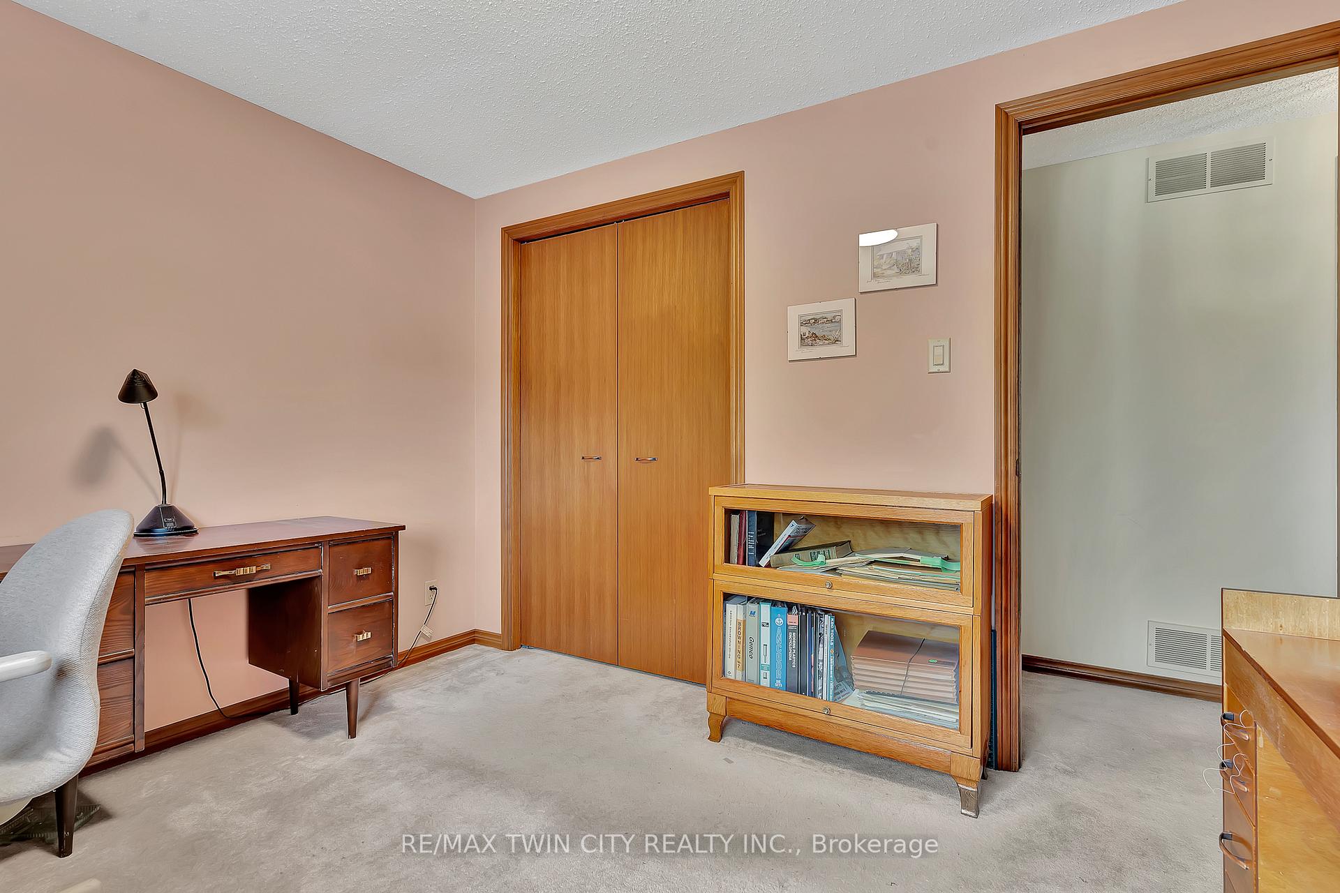 Photo 17 of 331 Auburn Drive, Waterloo — HOMEH