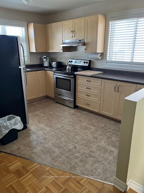 Photo 7 of 535 Couture Avenue, Timmins, TNW - Riverpark — HOMEH
