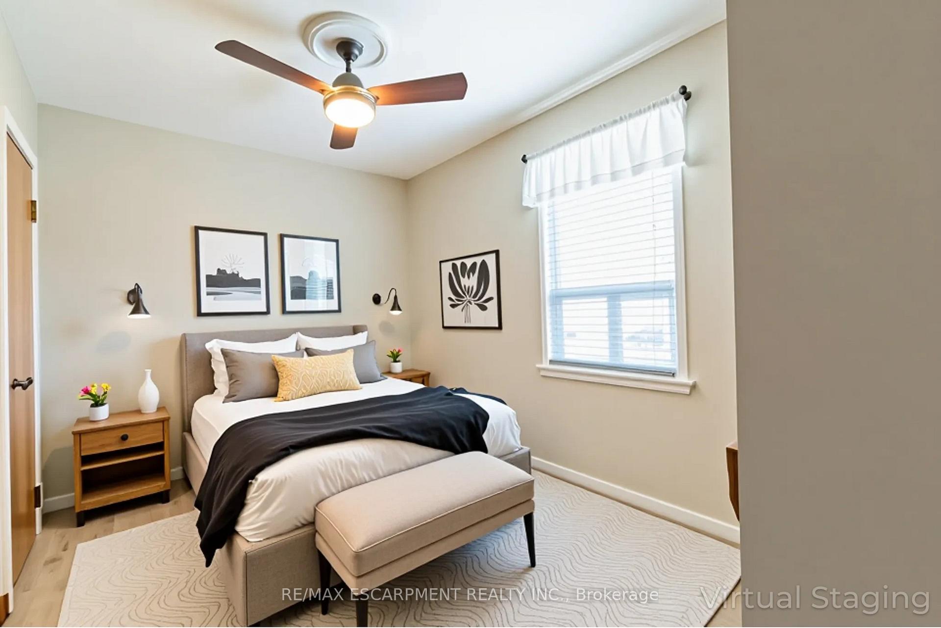 Photo 11 of 111 Castlefield Drive, Hamilton, Hampton Heights — HOMEH