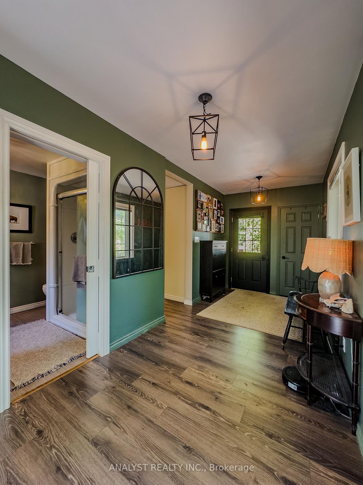 Photo 23 of 37 Lindale Avenue, Tiny, Lafontaine — HOMEH