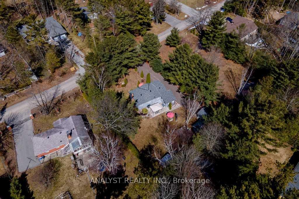 Photo 2 of 37 Lindale Avenue, Tiny, Lafontaine — HOMEH