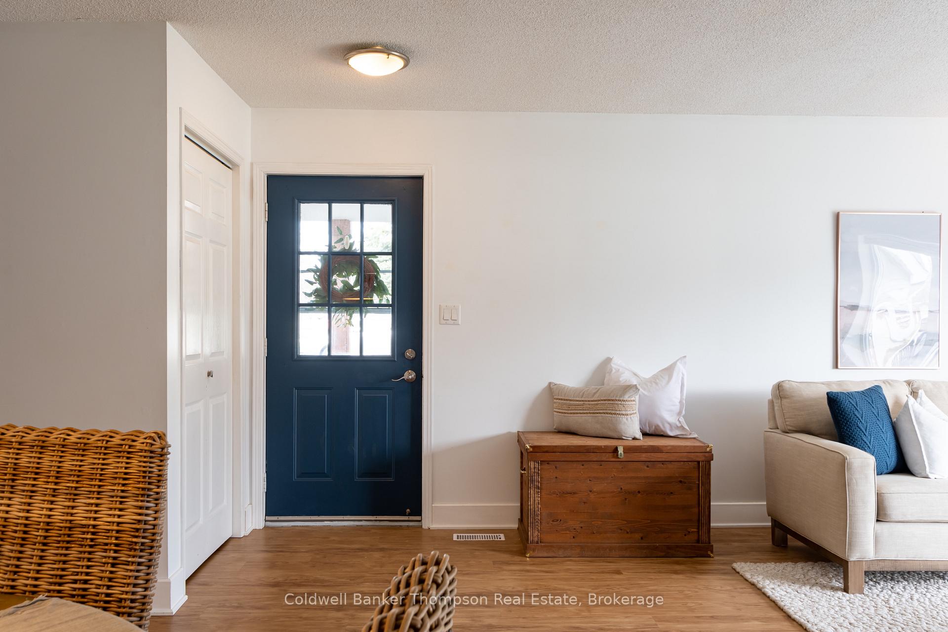 Photo 2 of 14 Pinecone Drive, Bracebridge, Monck (Bracebridge) — HOMEH