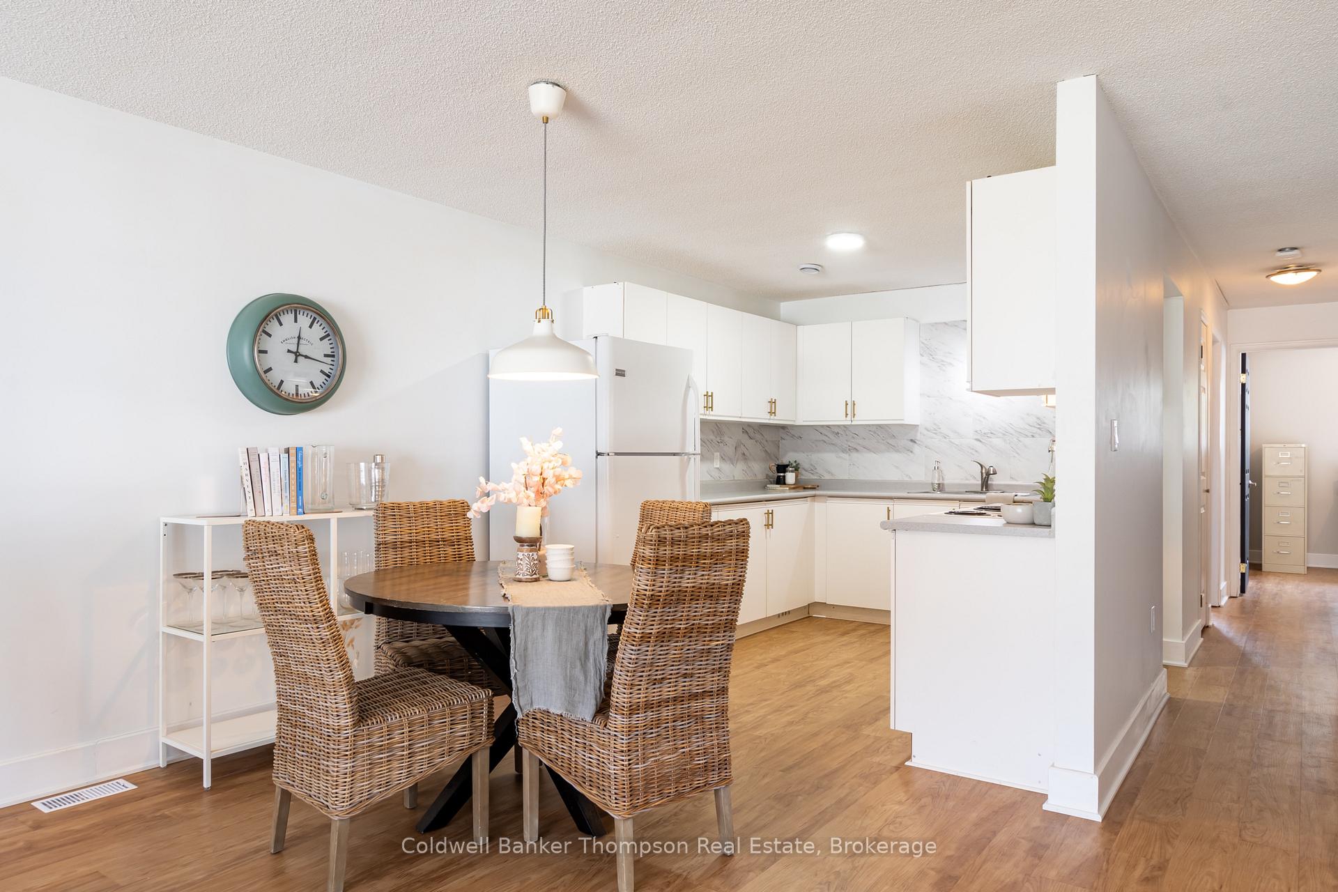 Photo 9 of 14 Pinecone Drive, Bracebridge, Monck (Bracebridge) — HOMEH