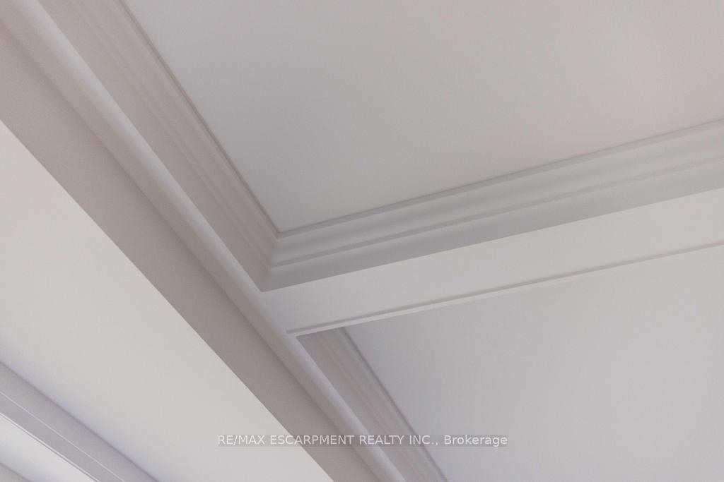 Photo 8 of 19 Blain Drive, Hamilton, Binbrook — HOMEH
