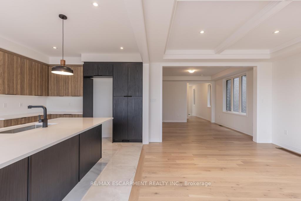 Photo 6 of 19 Blain Drive, Hamilton, Binbrook — HOMEH