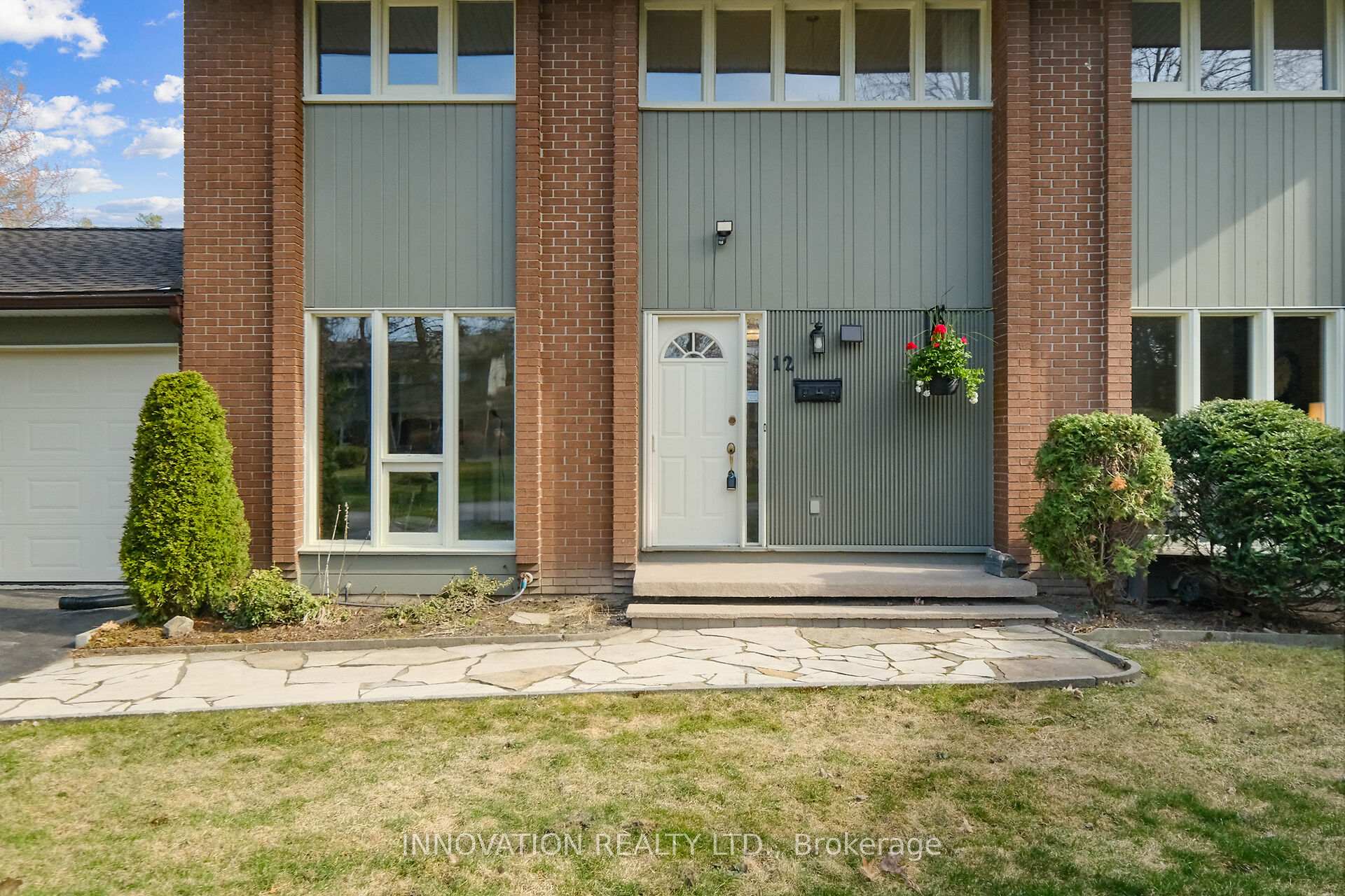Photo 14 of 12 Selwyn Crescent, Ottawa, Kanata - Beaverbrook — HOMEH