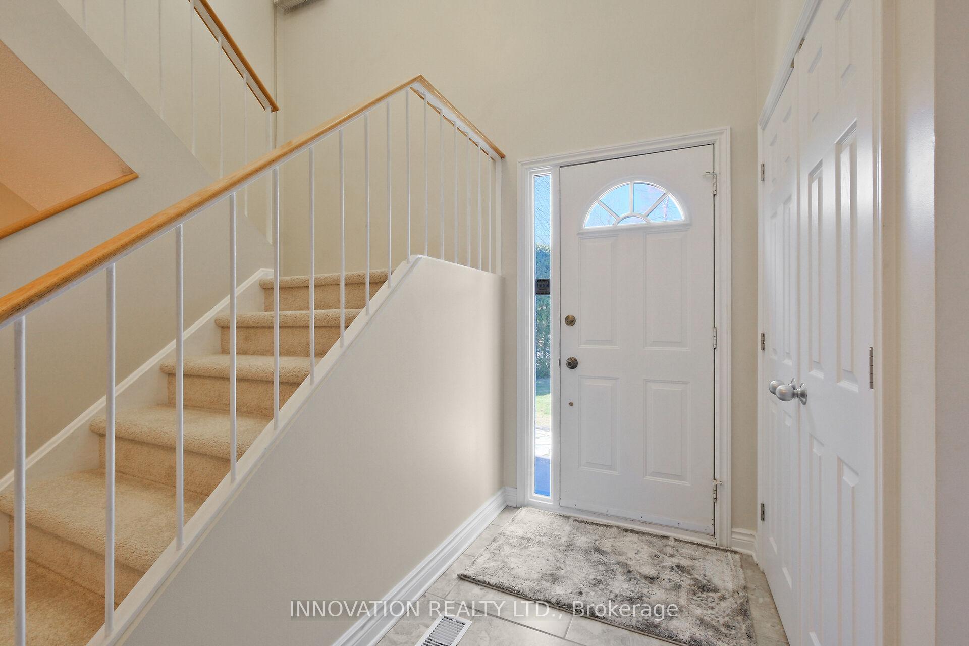Photo 2 of 12 Selwyn Crescent, Ottawa, Kanata - Beaverbrook — HOMEH
