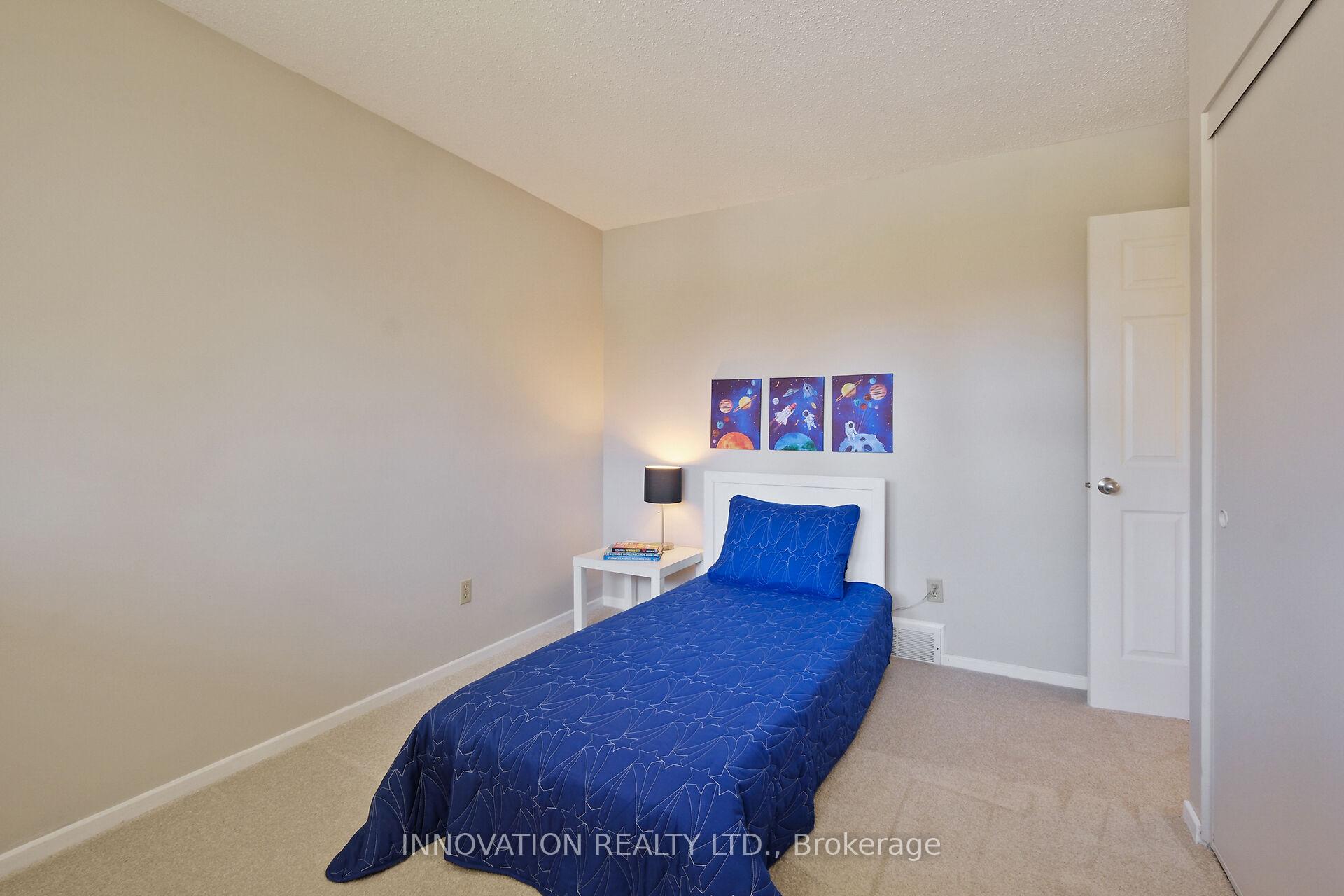Photo 7 of 12 Selwyn Crescent, Ottawa, Kanata - Beaverbrook — HOMEH