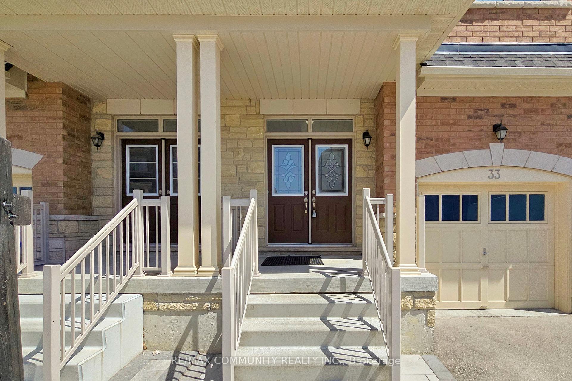 Photo 6 of 33 Erintol Way, Markham, Cedarwood — HOMEH