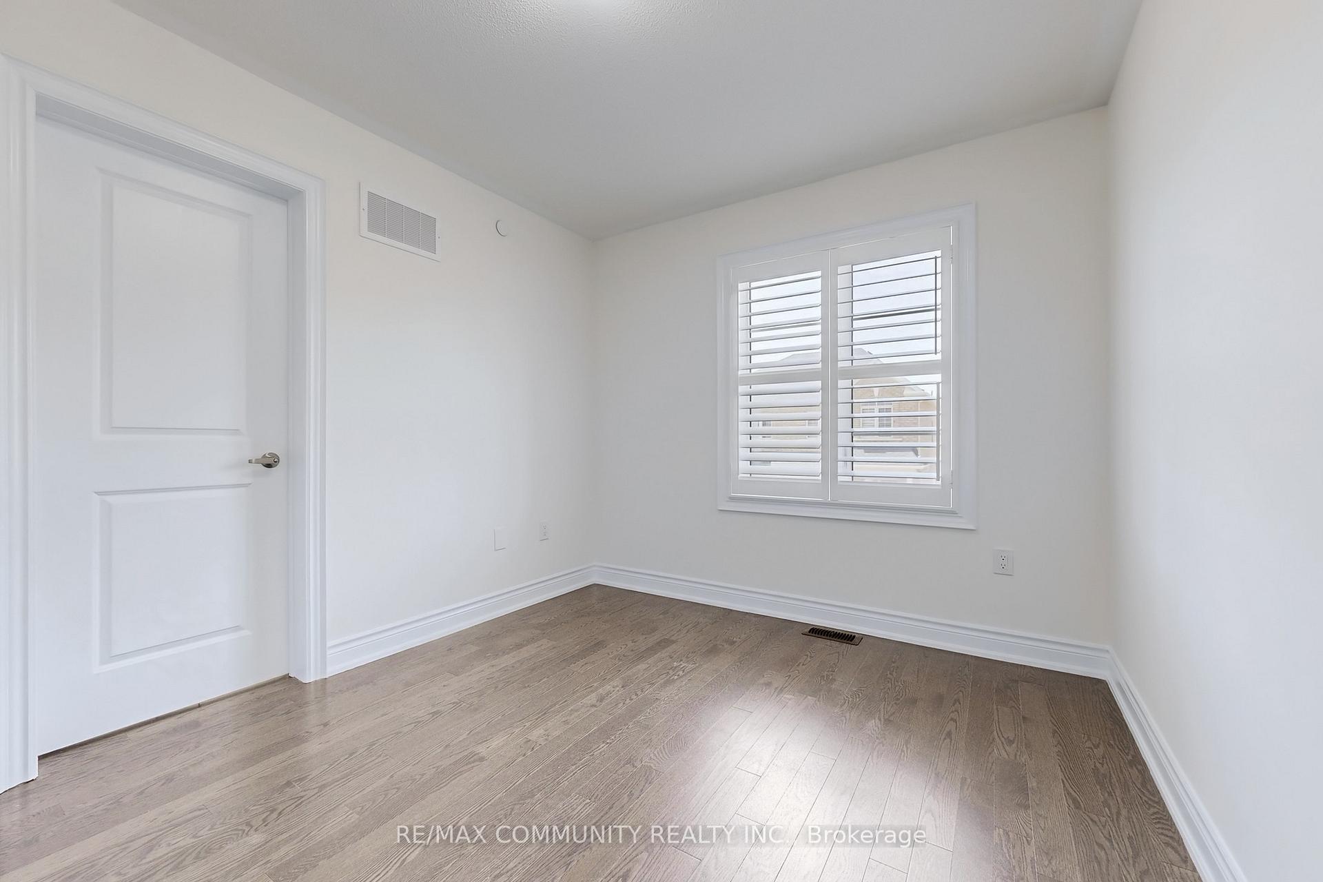Photo 33 of 33 Erintol Way, Markham, Cedarwood — HOMEH