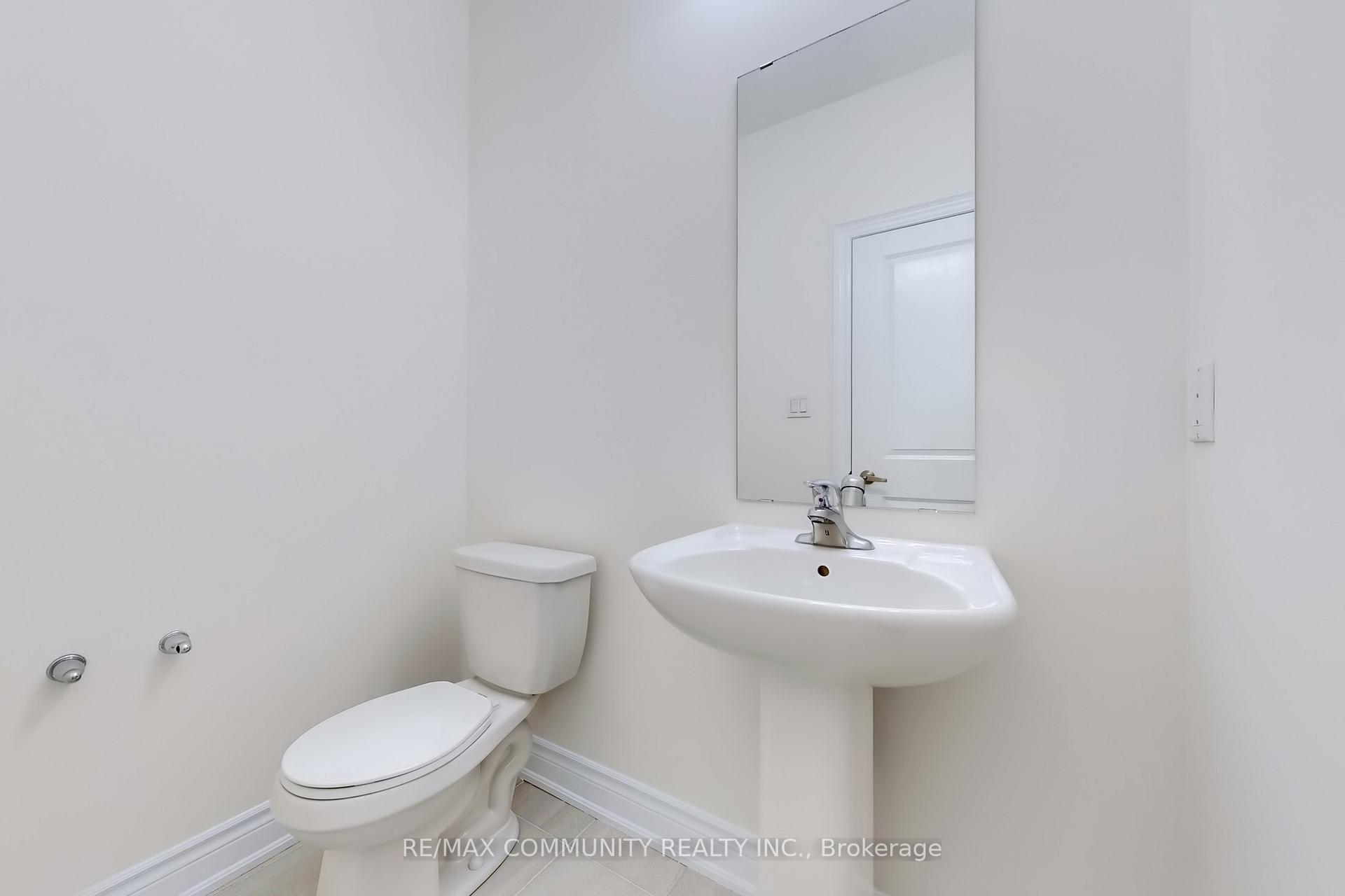 Photo 34 of 33 Erintol Way, Markham, Cedarwood — HOMEH