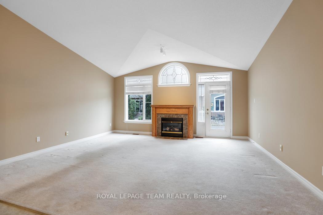 Photo 21 of 4286 Green Gables Lane, Ottawa, Riverside South/Gloucester Glen — HOMEH