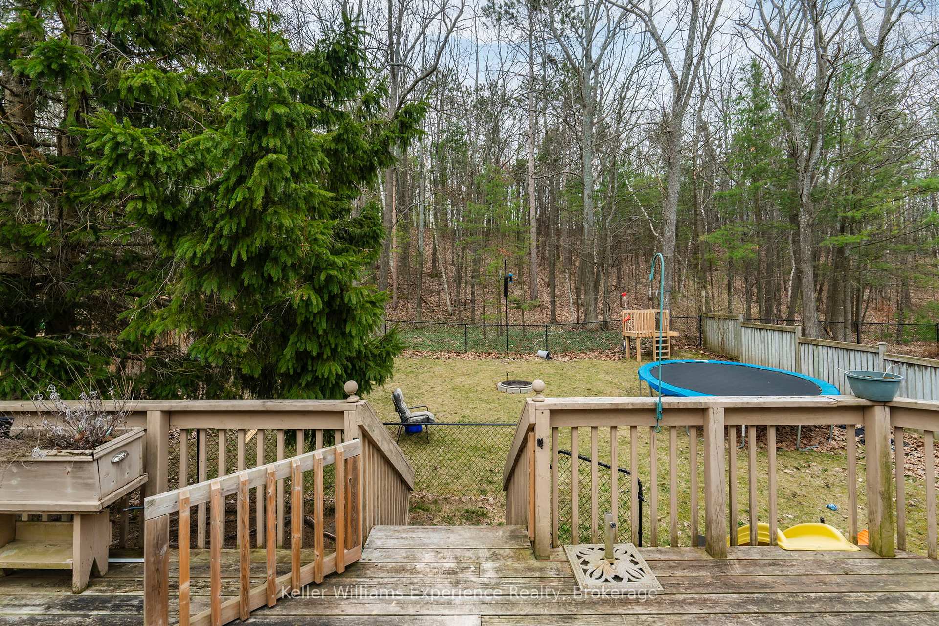 Photo 9 of 50 Leo Boulevard, Wasaga Beach — HOMEH