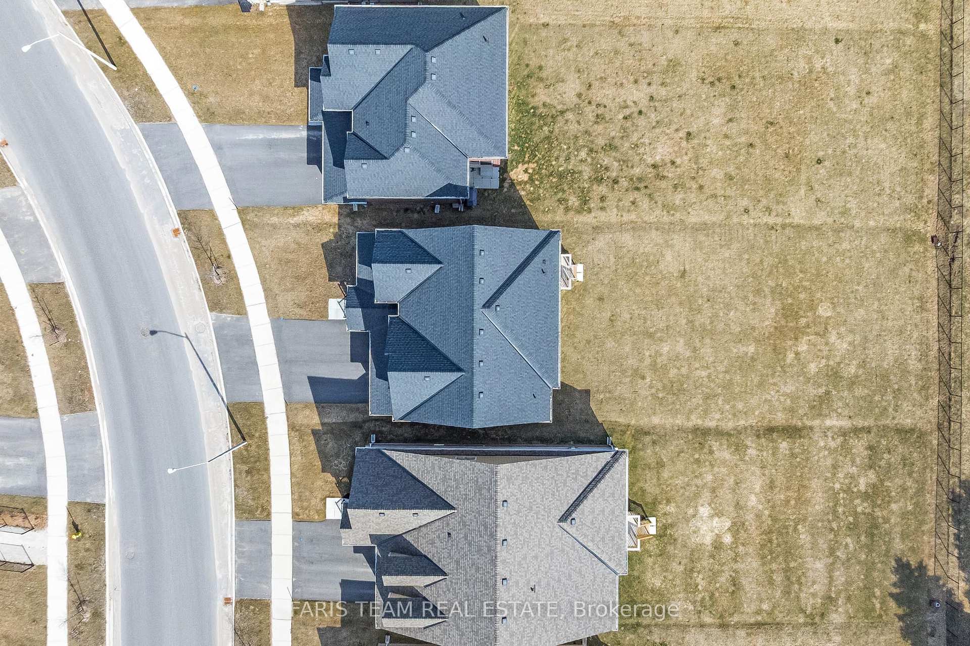 Photo 23 of 48 Tracey Lane, Collingwood — HOMEH