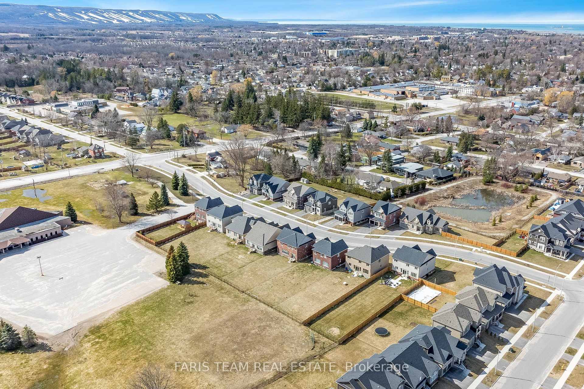 Photo 21 of 48 Tracey Lane, Collingwood — HOMEH