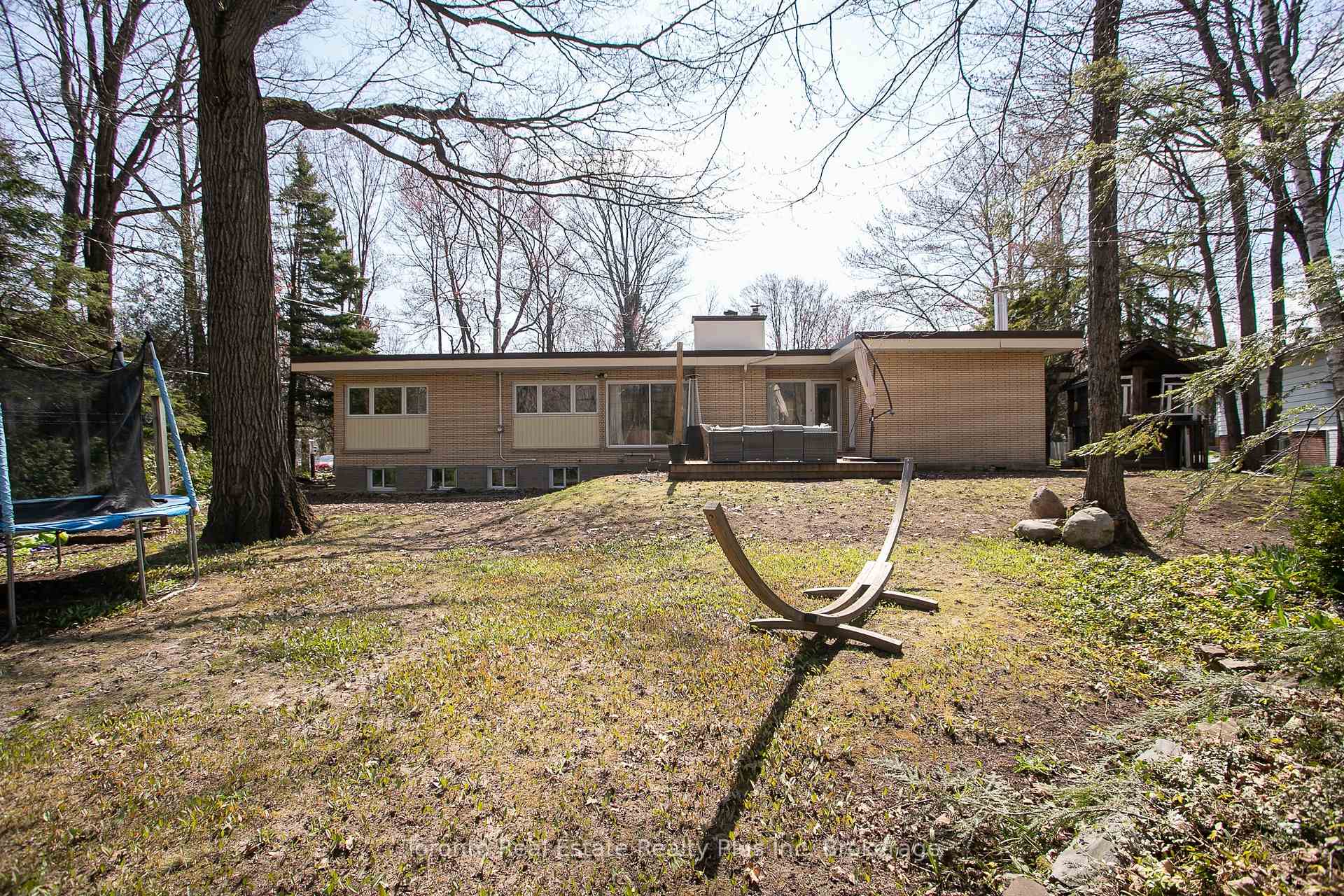 Photo 3 of 50 Tadcaster Place, Sault Ste Marie, West — HOMEH