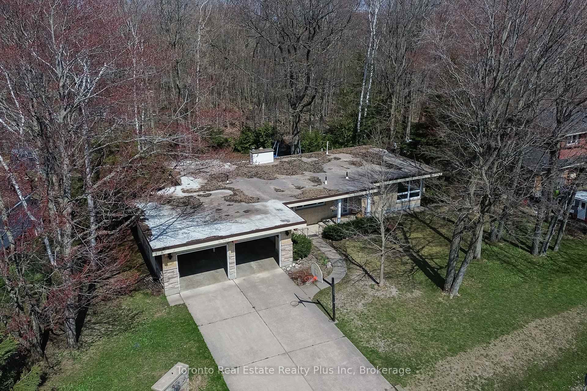 Photo 18 of 50 Tadcaster Place, Sault Ste Marie, West — HOMEH