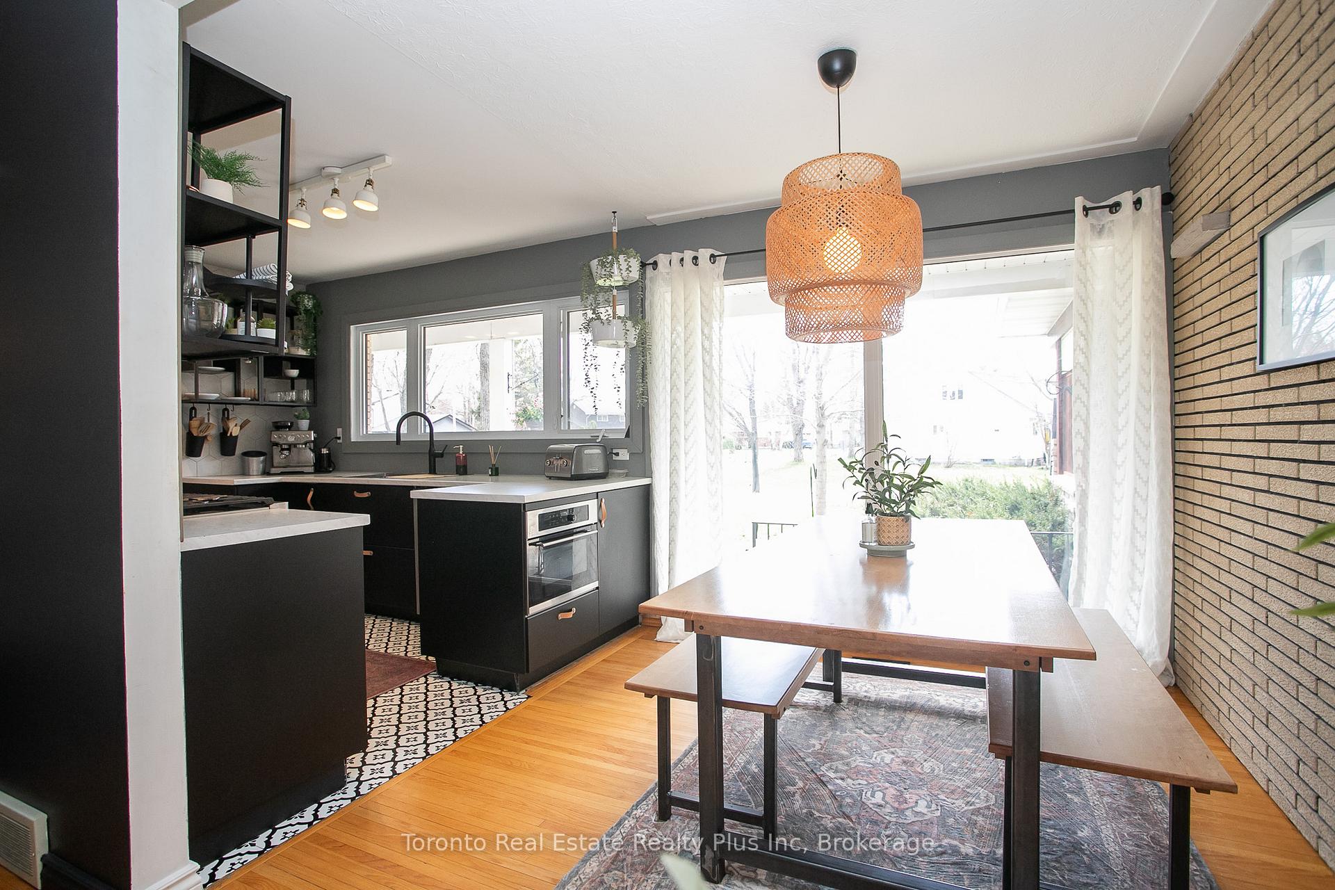 Photo 12 of 50 Tadcaster Place, Sault Ste Marie, West — HOMEH